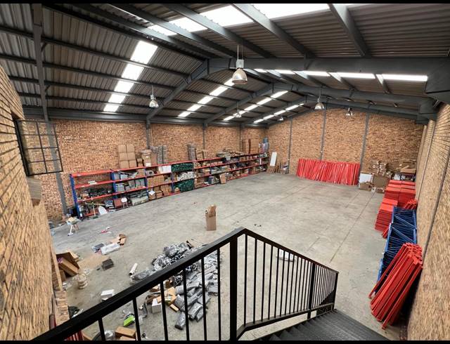 461M² WAREHOUSE TO LET IN STRIJDOMPARK